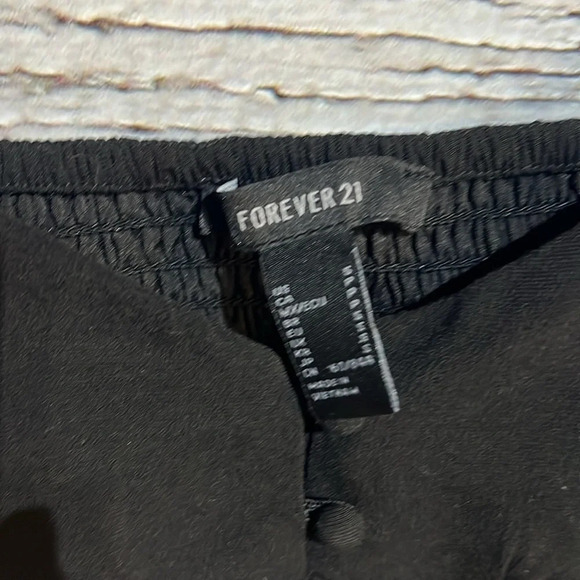 Forever 21 black blouse crop top size small - Picture 5 of 8